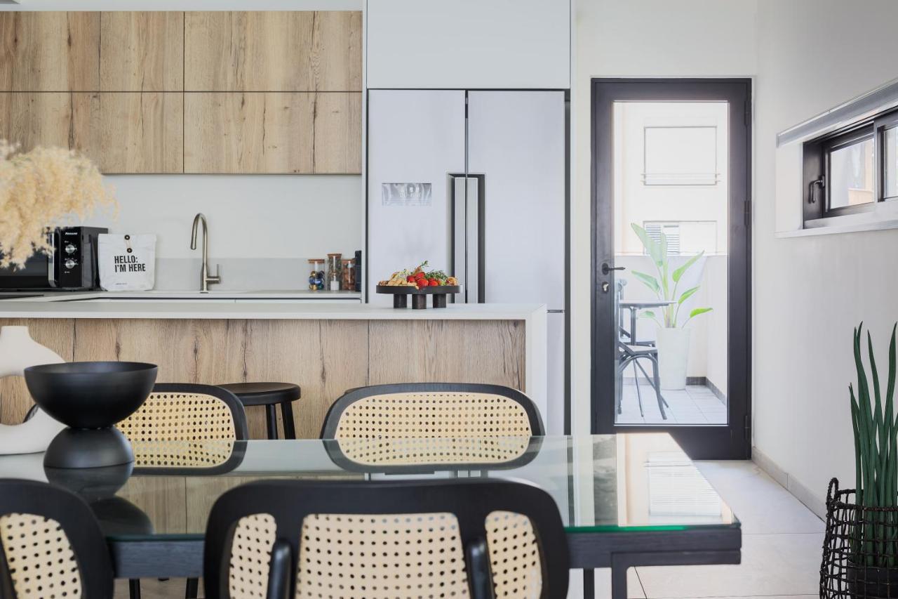 Mr. Louis - By Tlv2Go Apartment Тел Авив Екстериор снимка